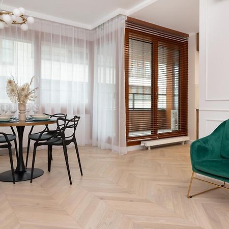 Lux Apartment Niemcewicza With Ac & Balcony Warsaw Ochota By Noclegi Renters Exterior photo